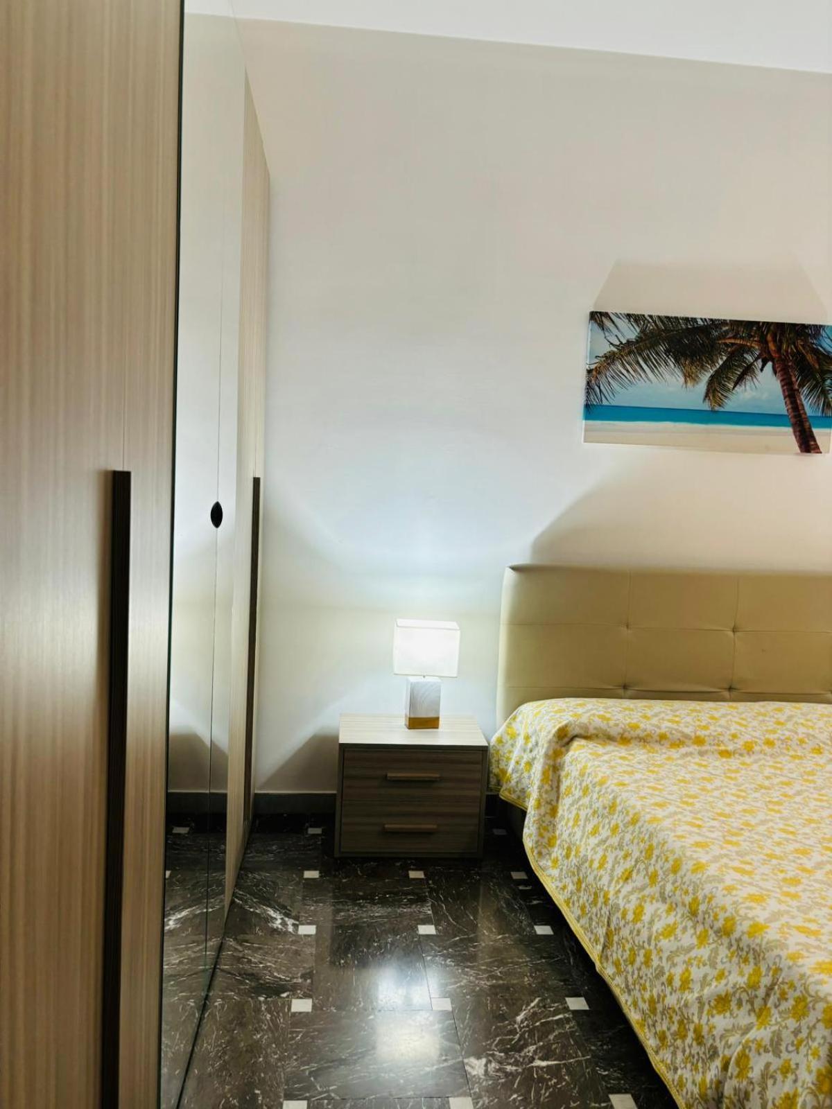 Matthias Central Rooms And Accomodation Bari Exterior photo